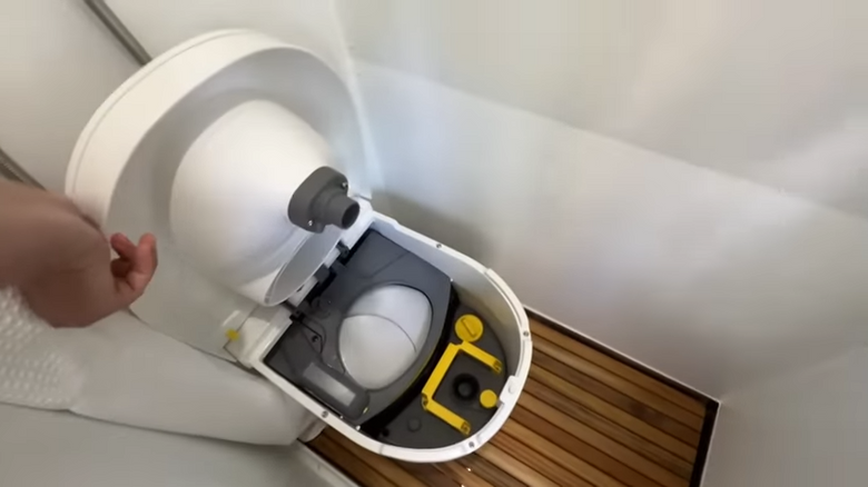 How Noflex Digestor Can Help To Clean A Camping Porta Potty